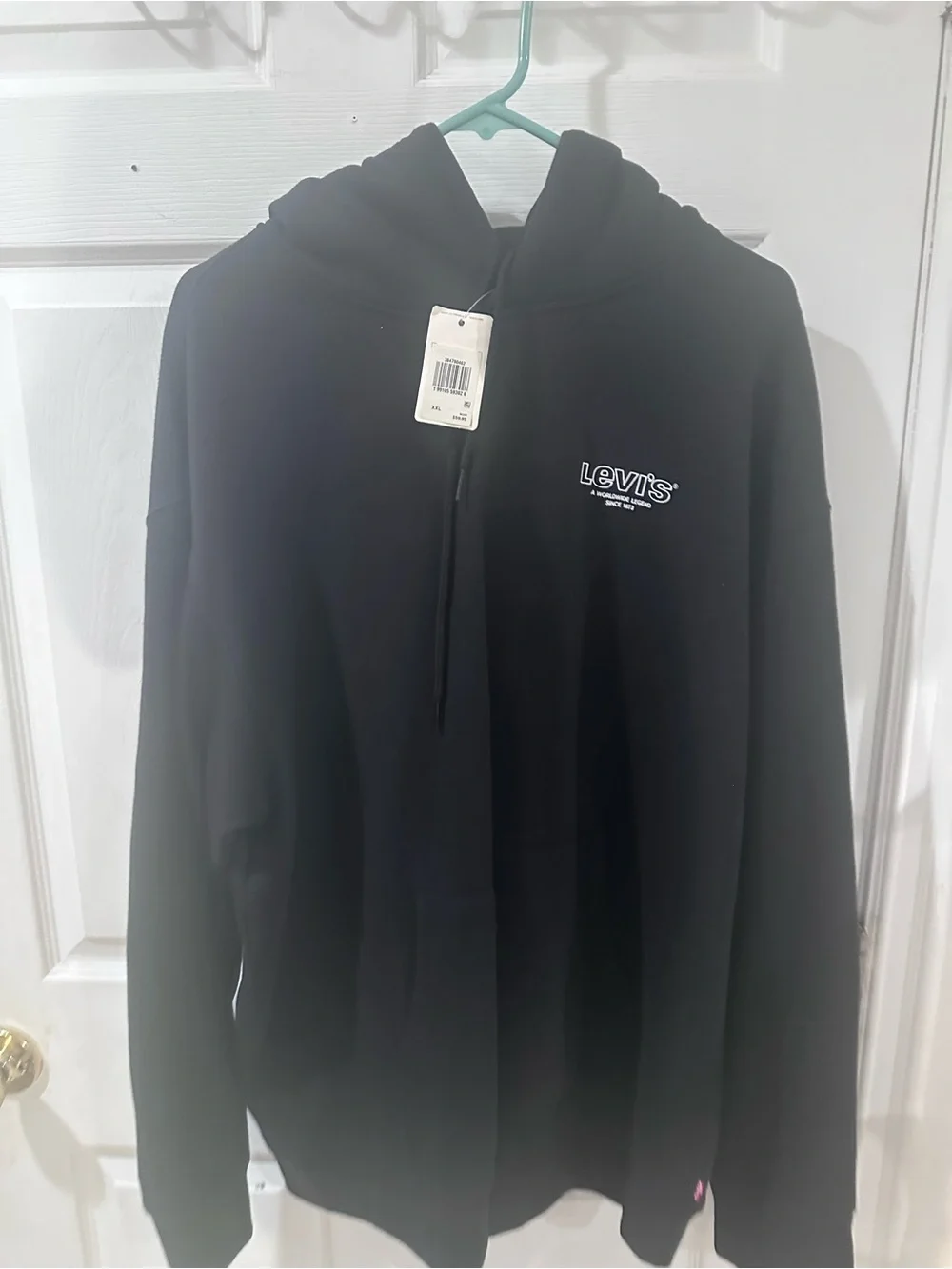 Levi’s Relaxed Graphic Hoodie XXL Black NWT Two Horse Brand